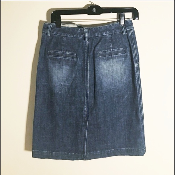 BANANA REPUBLIC denim skirt - Picture 2 of 2